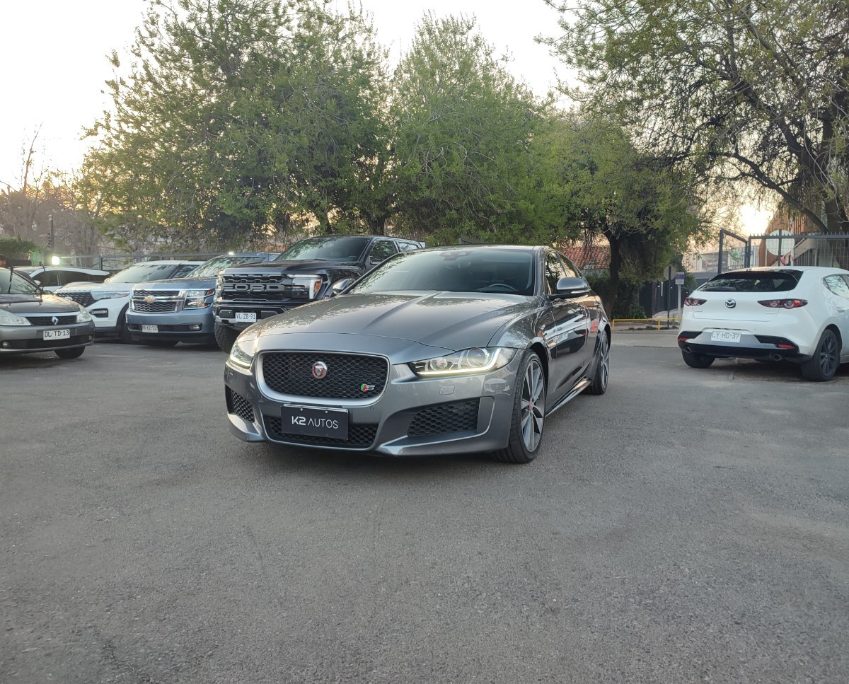 JAGUAR XE S/C 3.0 S AT 2020 MANTENCIONES AL DIA - FULL MOTOR
