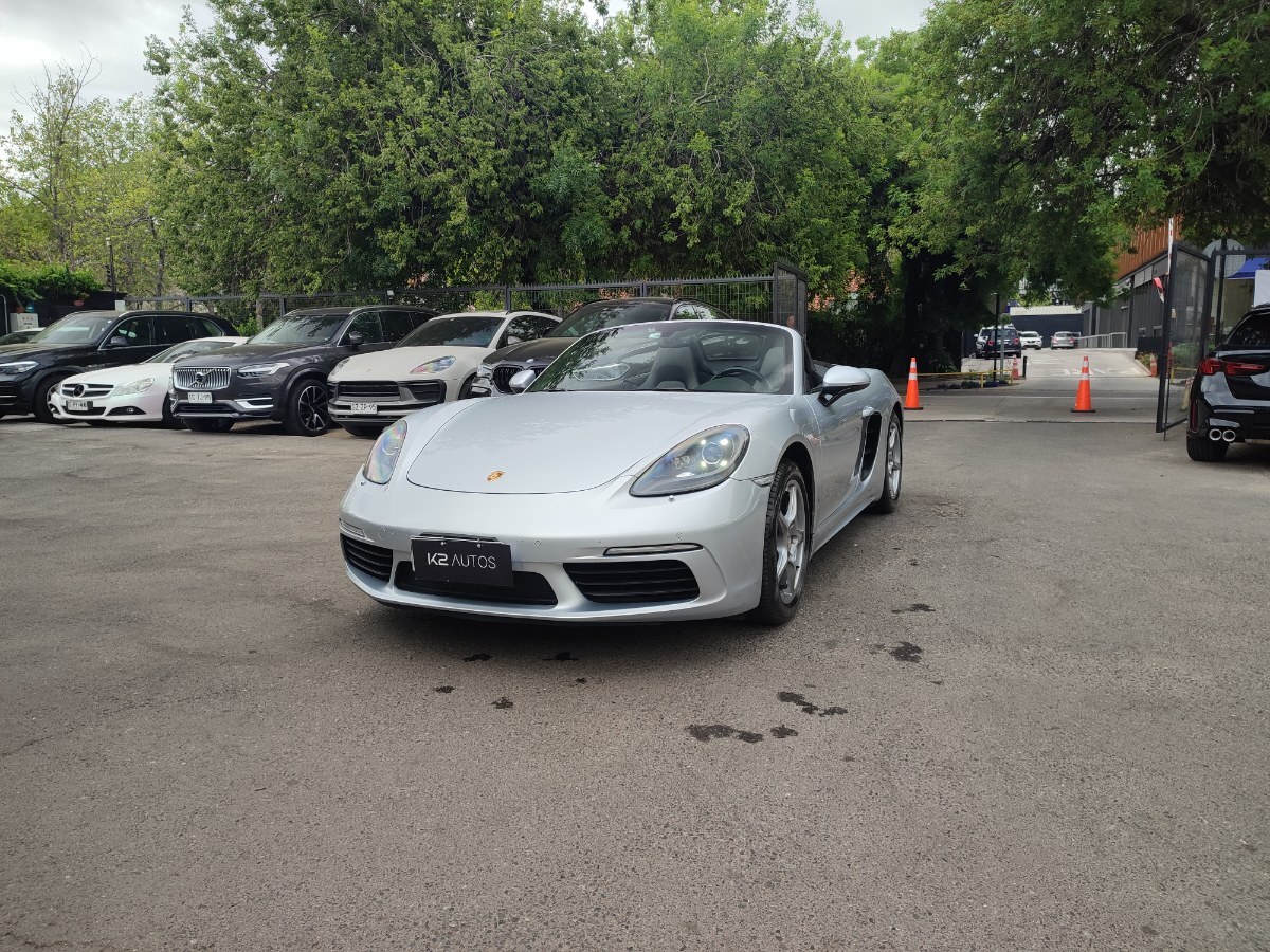PORSCHE 718 BOXSTER 2.0 AT 2018 MANTENCIONES AL DIA - K2 AUTOS