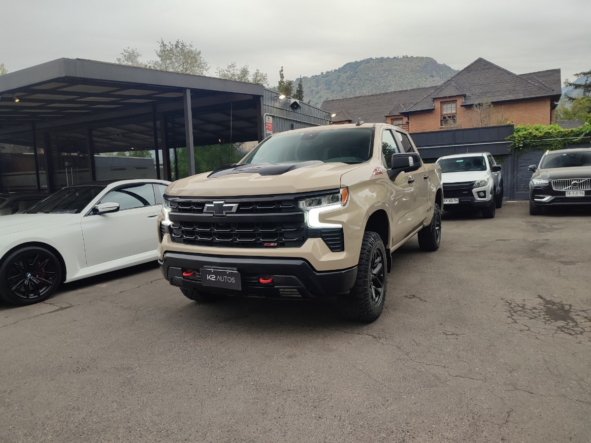 CHEVROLET SILVERADO LT TRAILBOSS 5.3 4X4 2023 MANTENCIONES AL DIA - K2 AUTOS