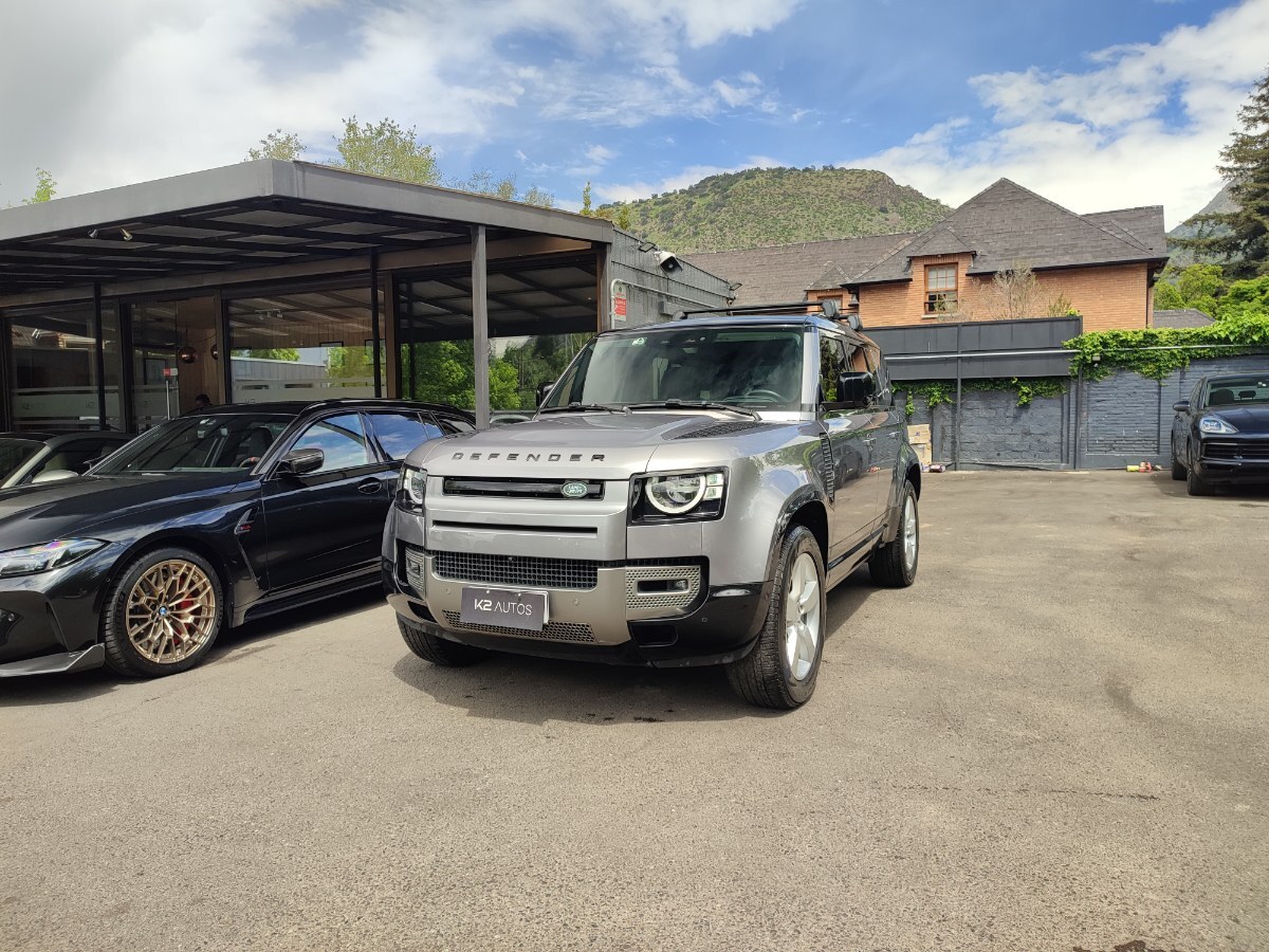 LAND ROVER DEFENDER X-DYNAMIC S 3.0 4WD 2024 FULL EQUIPO, TODO AL DIA - FULL MOTOR
