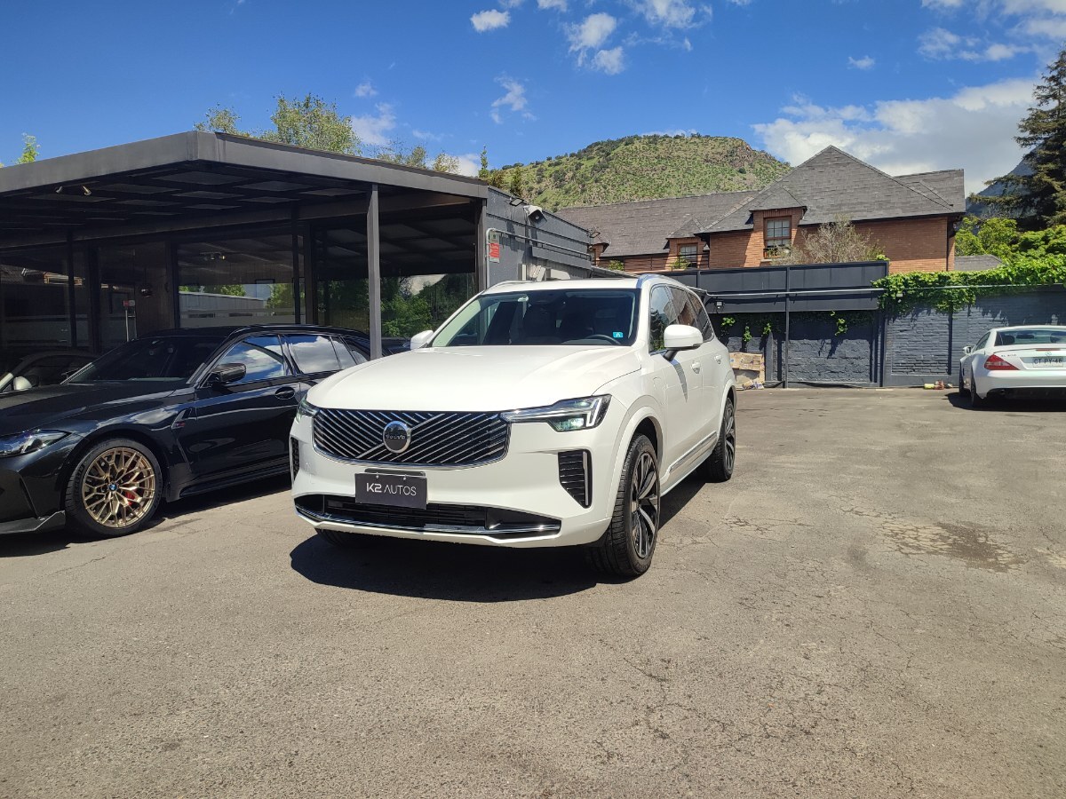 VOLVO XC90 T8 CORE 4WD 2.0  2026 FULL EQUIPO, TODO AL DIA - FULL MOTOR
