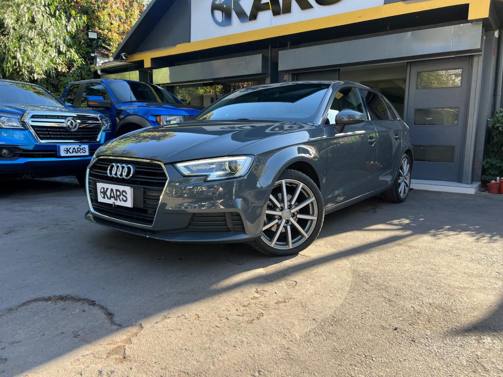 AUDI A3  2021  - 