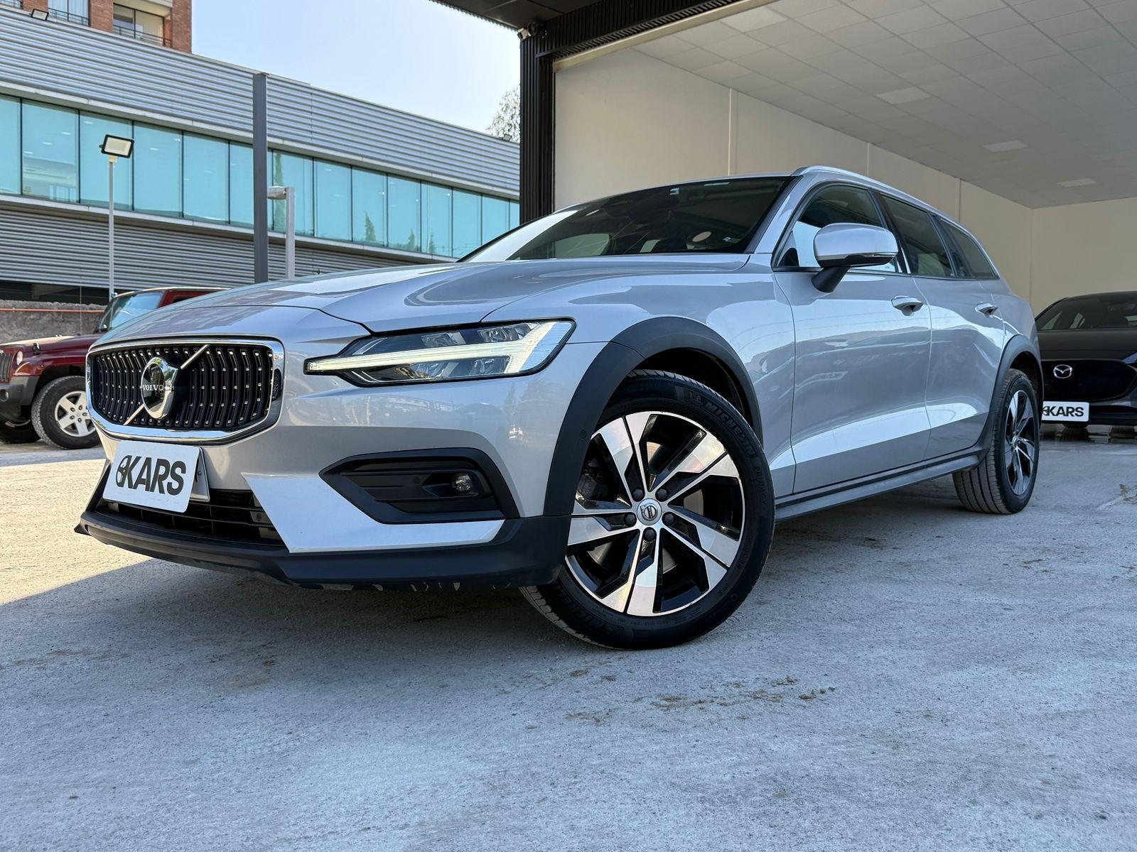 VOLVO V60 2023 - FULL MOTOR