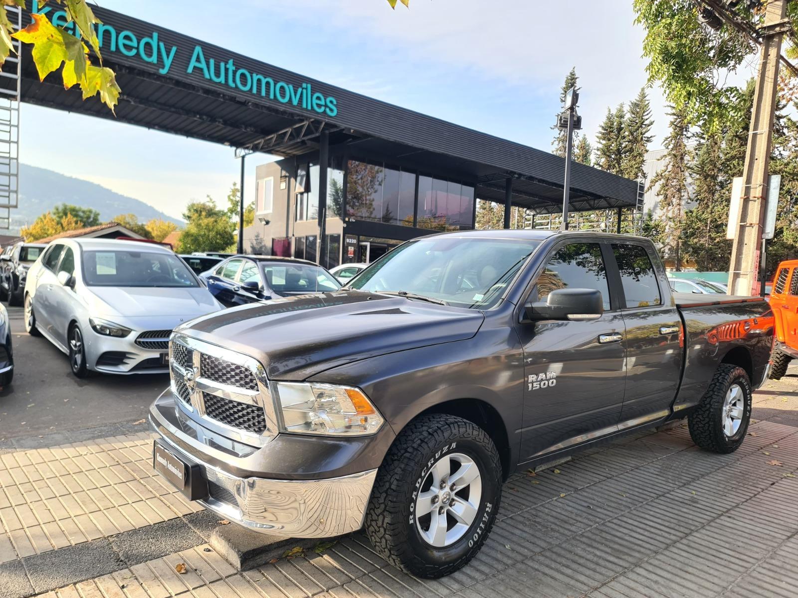 DODGE RAM 1500 D CAB SLT 4X4 3.6 AUT 2015 Excelente estado. Oportunidad. - KENNEDY AUTOMOVILES