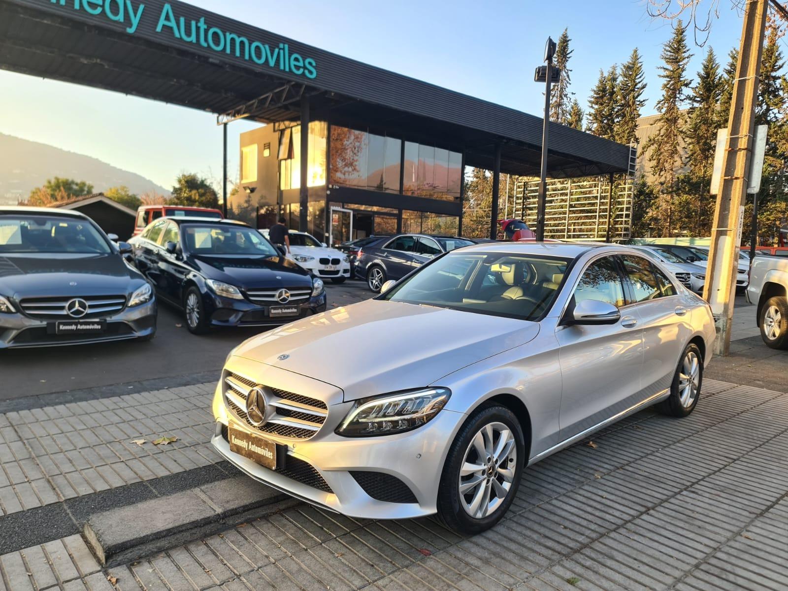 MERCEDES-BENZ C180 1.6 C 180 Auto 2020 Excelente estado. Oportunidad. - 