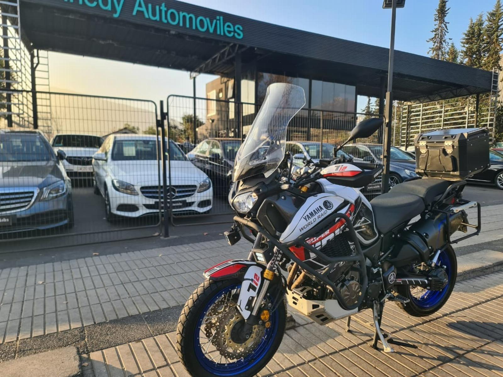 YAMAHA SUPER TENERE 1200 ZE 2020 Excelente estado. Oportunidad. - FULL MOTOR
