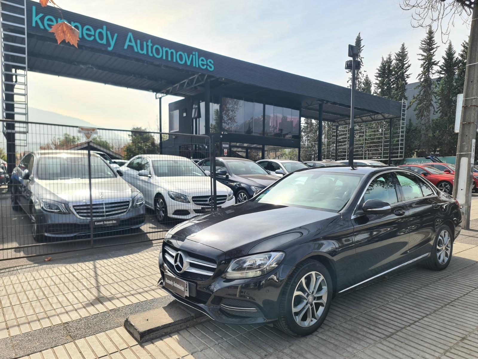 MERCEDES-BENZ C180 1.6 C180 Auto 2015 Único dueño.  - 