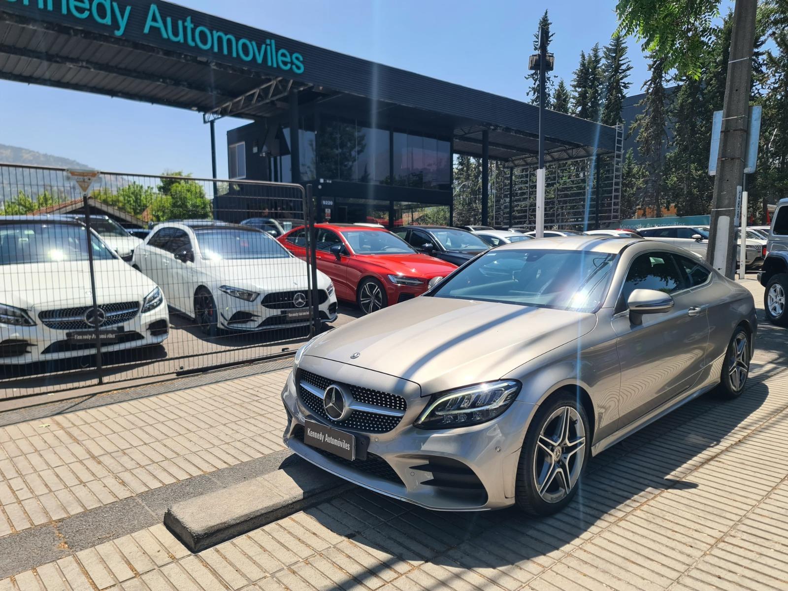 MERCEDES-BENZ C200 Coupe 1.5 2019 Excelente estado. Mantenciones en la marca - 