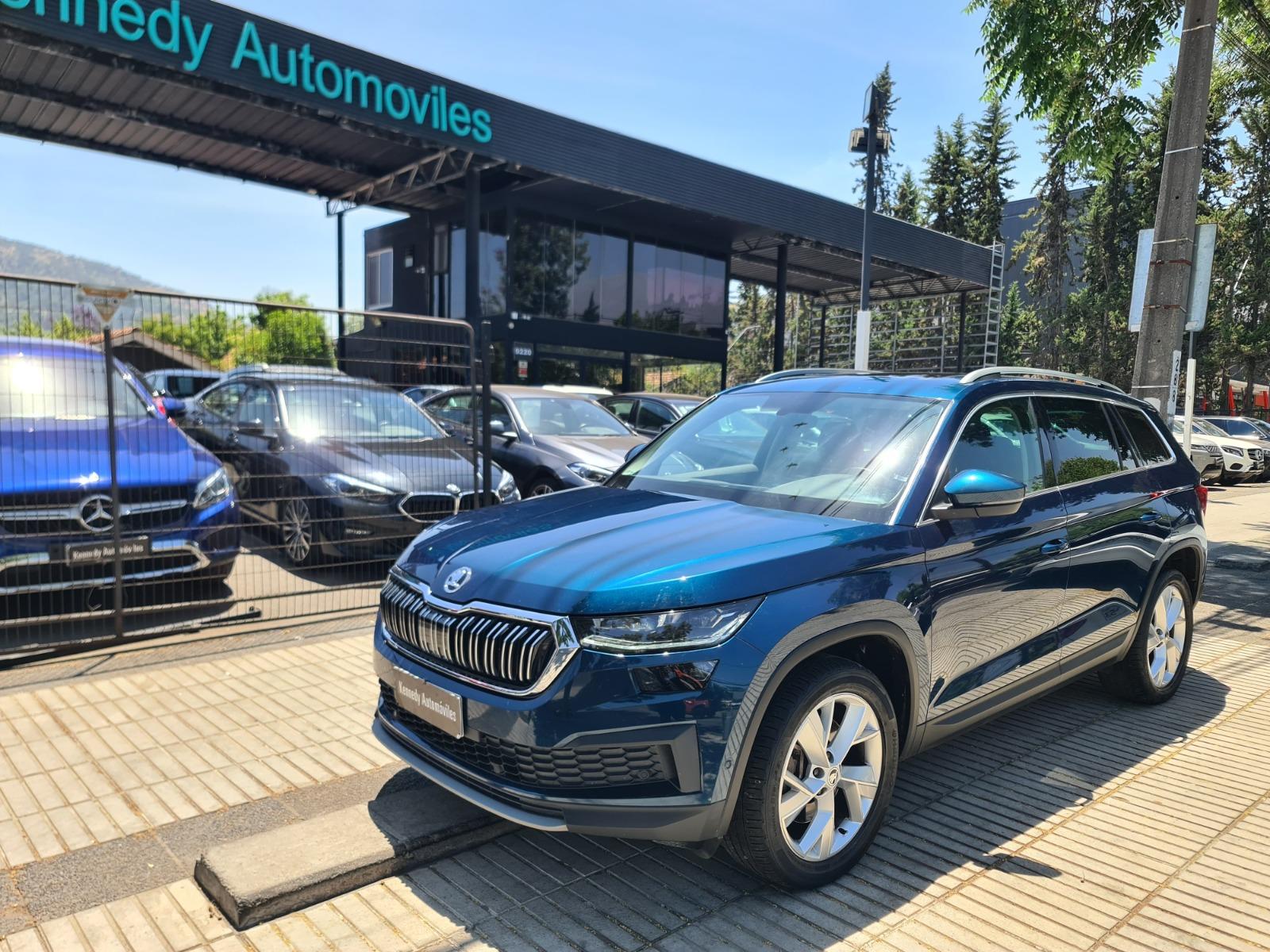 SKODA KODIAQ 2.0 TDI Auto Style 4WD 2023 Único dueño. Mantenciones en la marca - KENNEDY AUTOMOVILES