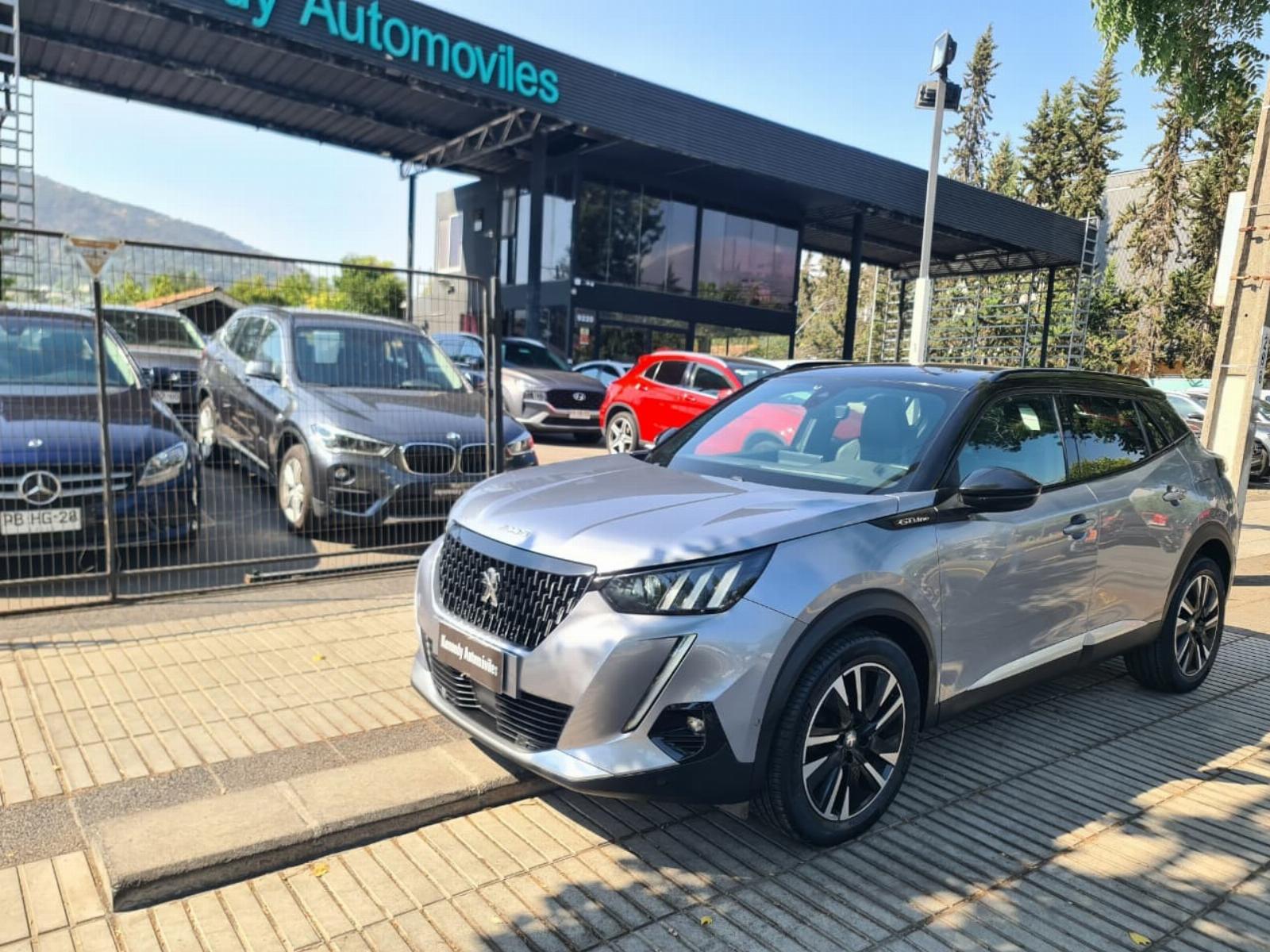 PEUGEOT 2008 1.5 GT Line BlueHDI 130 Auto 2021 Única dueña - 