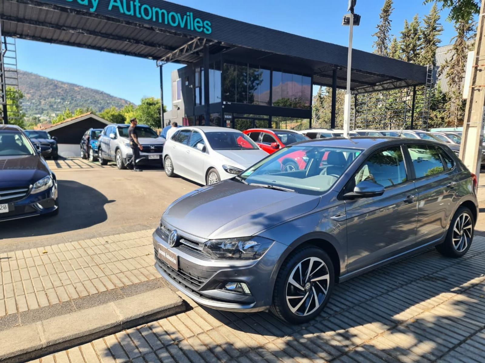 VOLKSWAGEN POLO 1.6 110 CV Highline 2023 Único Dueño. Oportunidad. - FULL MOTOR