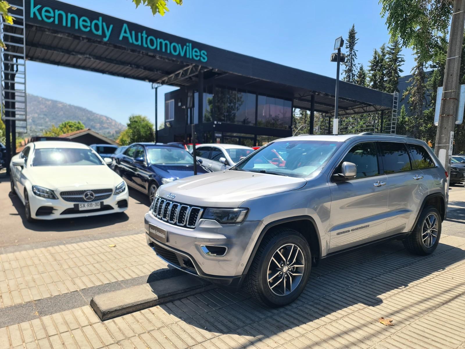 JEEP GRAND CHEROKEE 3.6 Limited 4WD Auto 2018 Buen estado. 3.6 Limited 4x4 - 