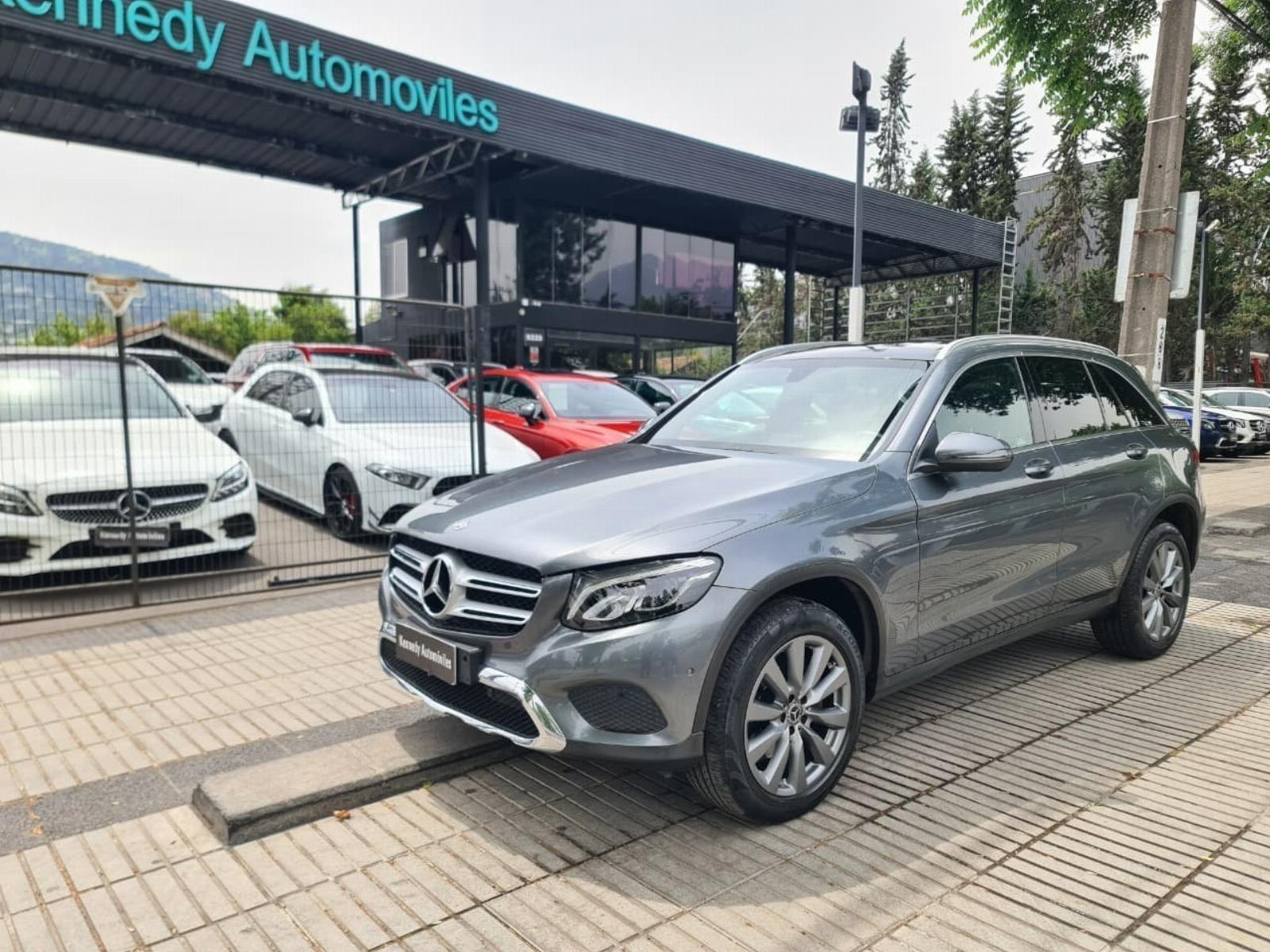 MERCEDES-BENZ GLC 300 2.0 AT 4MATIC 2020 Excelente estado. Oportunidad. - FULL MOTOR