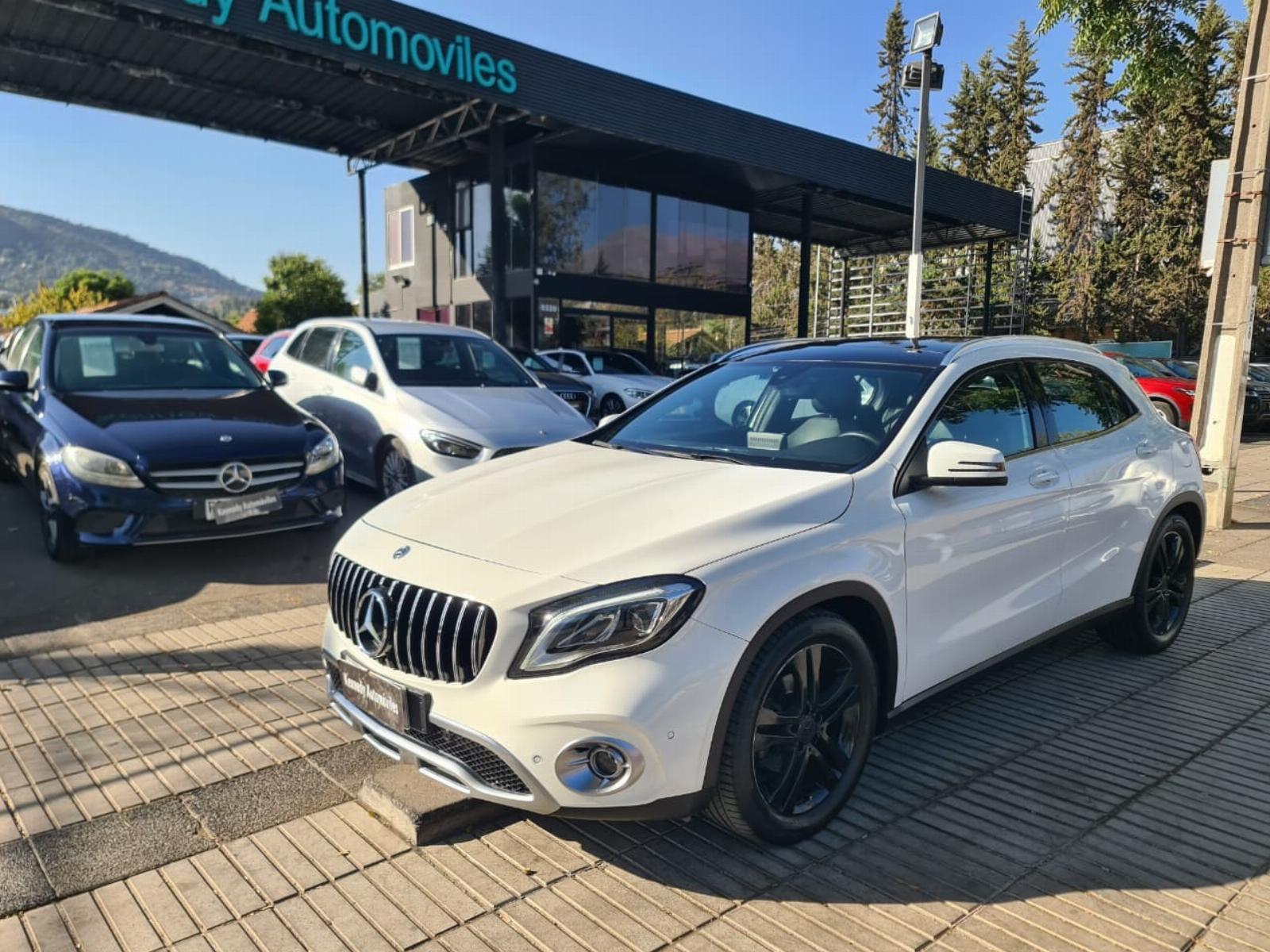 MERCEDES-BENZ GLA 200 1.6 GLA 200 DCT Auto 2019 Excelente estado. Oportunidad. - FULL MOTOR