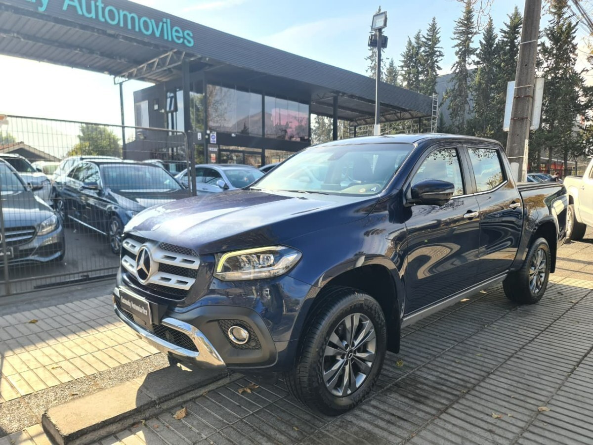 MERCEDES-BENZ X250 2.3 X250D POWER 4X4 AUTO 2020 Mantención al día en la marca - FULL MOTOR