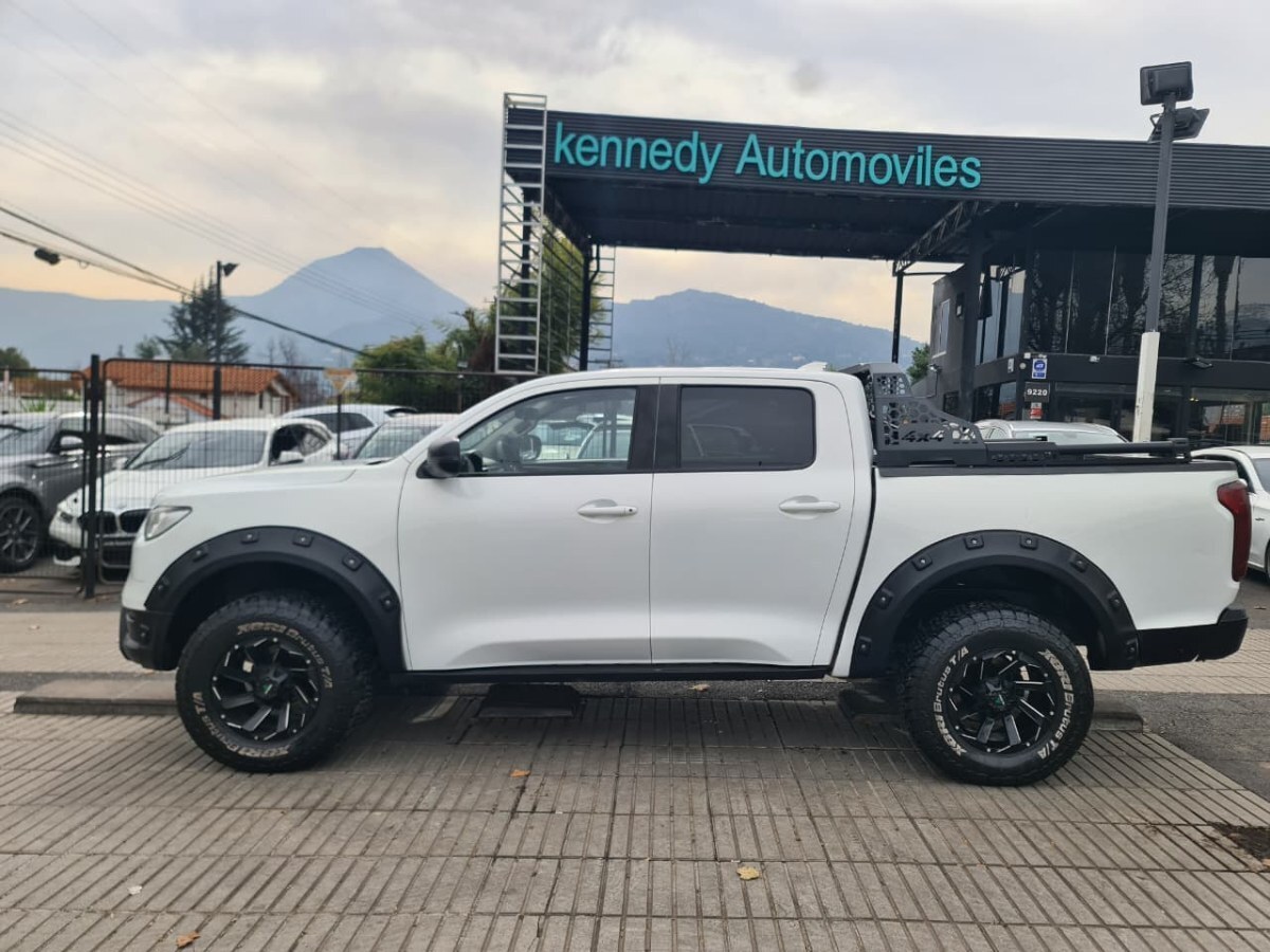 GREAT WALL POER 2.0T ELITE DIESEL DOB. CAB. 4X2 MT 4P. 2022 Excelente estado. Kit de levante 3 pulgadas - FULL MOTOR
