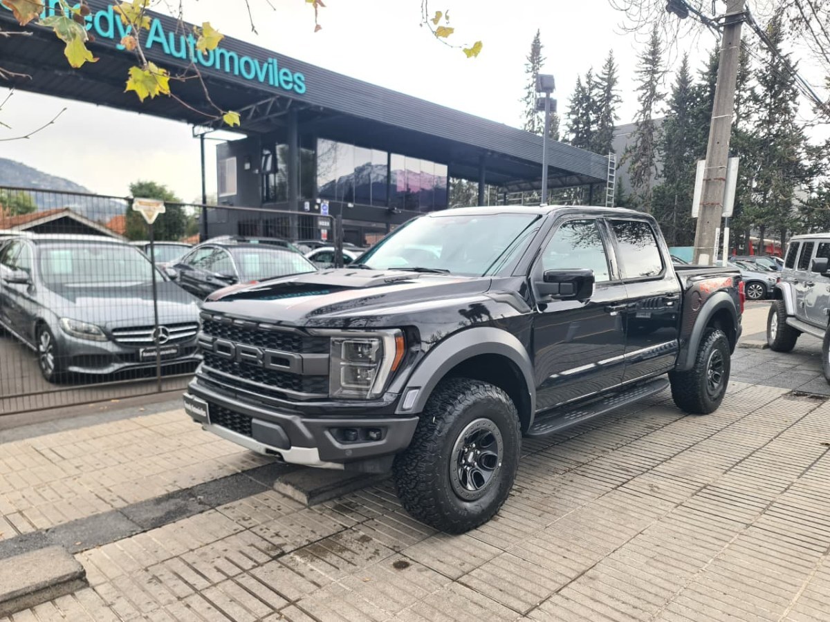 FORD F-150 Raptor 3.5 4X4 DOB. CAB. AT 4P. 2024 Impecable. Mantenciones en la marca - FULL MOTOR