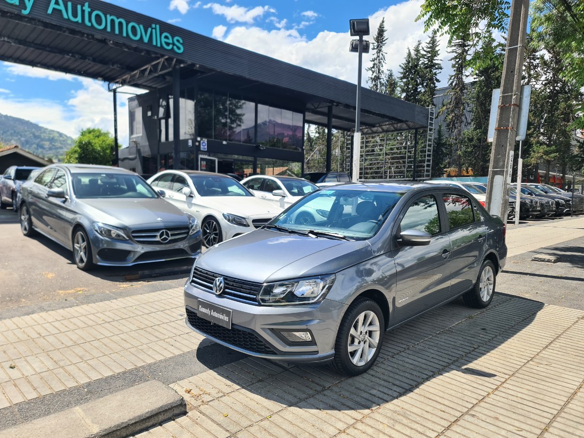 VOLKSWAGEN VOYAGE 1.6 COMFORTLINE 4X2 AC 2AB MT 4P. 2022 Comfortline. Poco km - FULL MOTOR