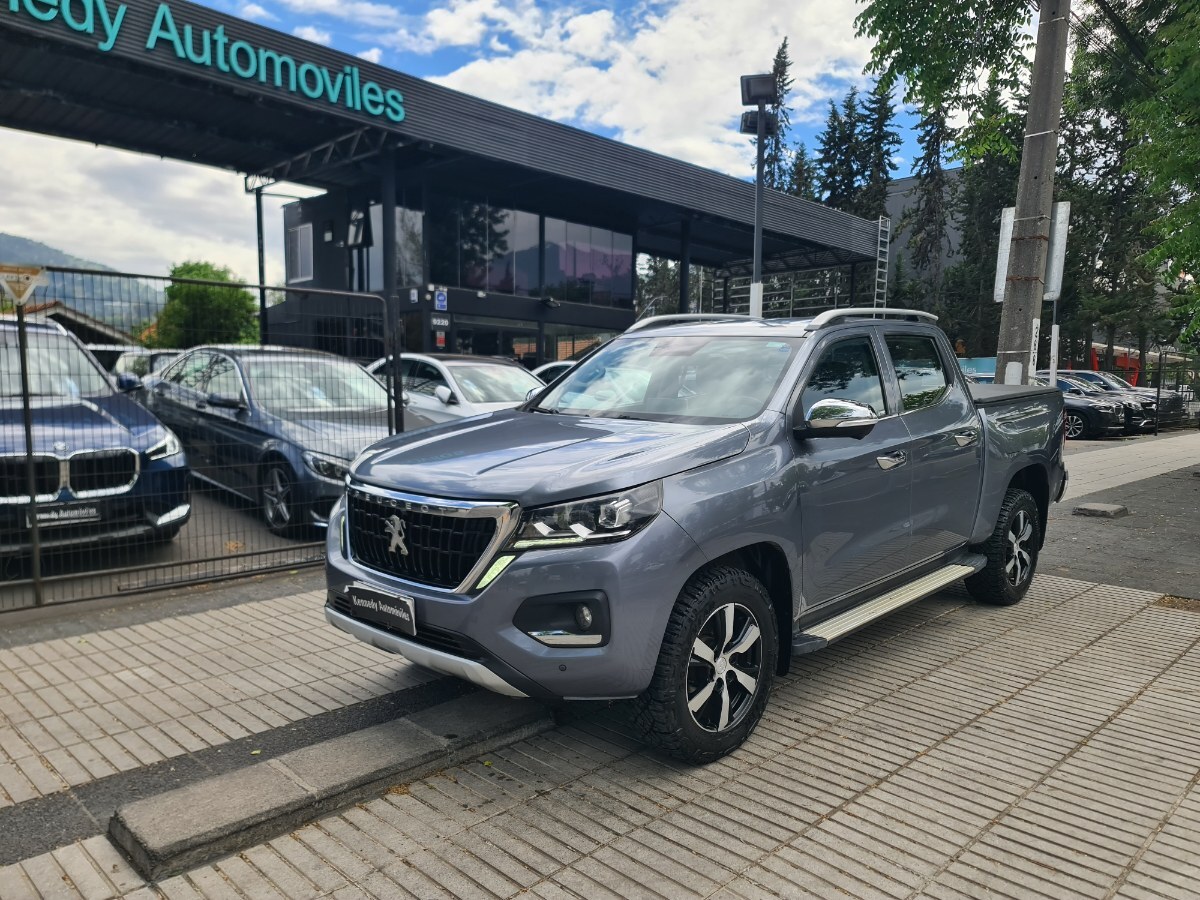 PEUGEOT LANDTREK 1.9 ACTION4 HDI DIESEL 4X4 150 HP MT 4P. 2023 1.9 4X4 DIESEL. Único dueño - FULL MOTOR