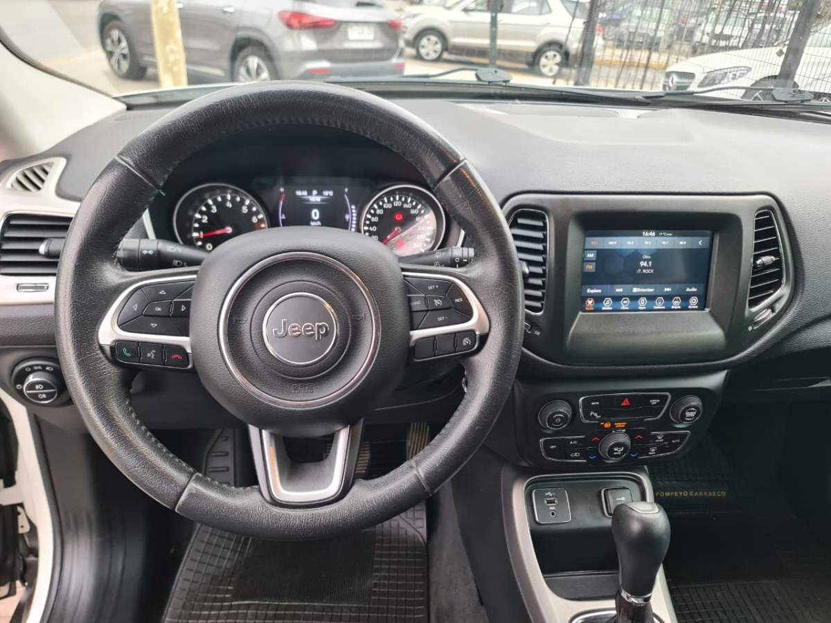 Jeep Compass 2.4 Auto Sport Lx — foto 15 de 34