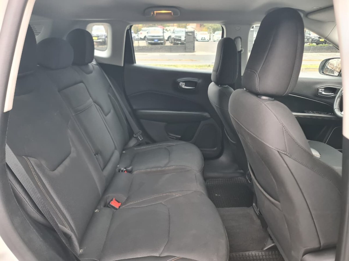 Jeep Compass 2.4 Auto Sport Lx — foto 19 de 34