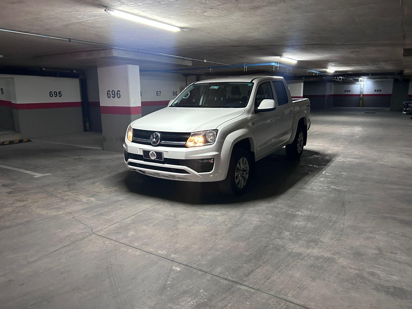 VOLKSWAGEN AMAROK TRENDLINE 2018 4X4, VALOR IVA INCLUIDO - Lascar Automotriz