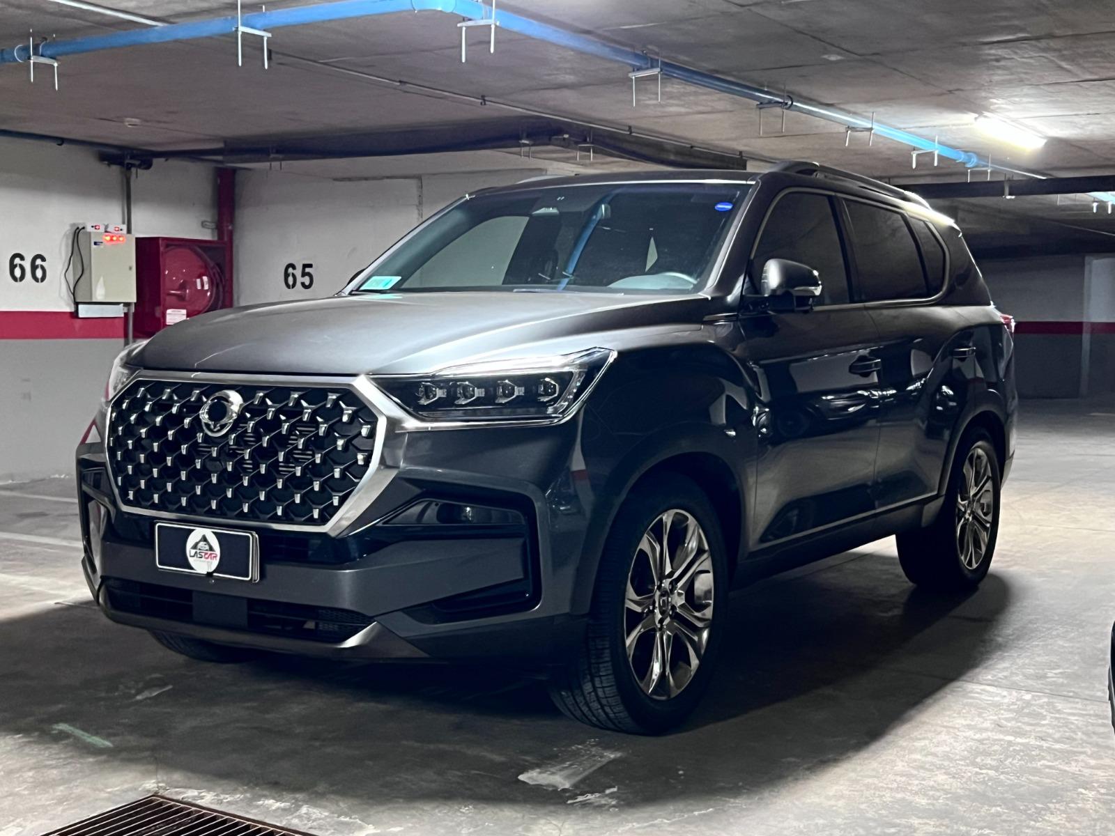 SSANGYONG REXTON LIMITED PLUS 2.2 4x4 2022 TRES CORRIDAS DE ASIENTOS - FULL MOTOR