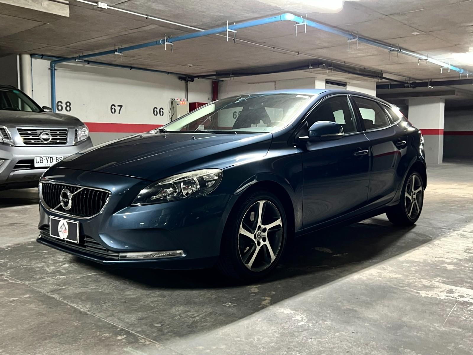 VOLVO V40 T3 COMFORT MT 2016 - FULL MOTOR