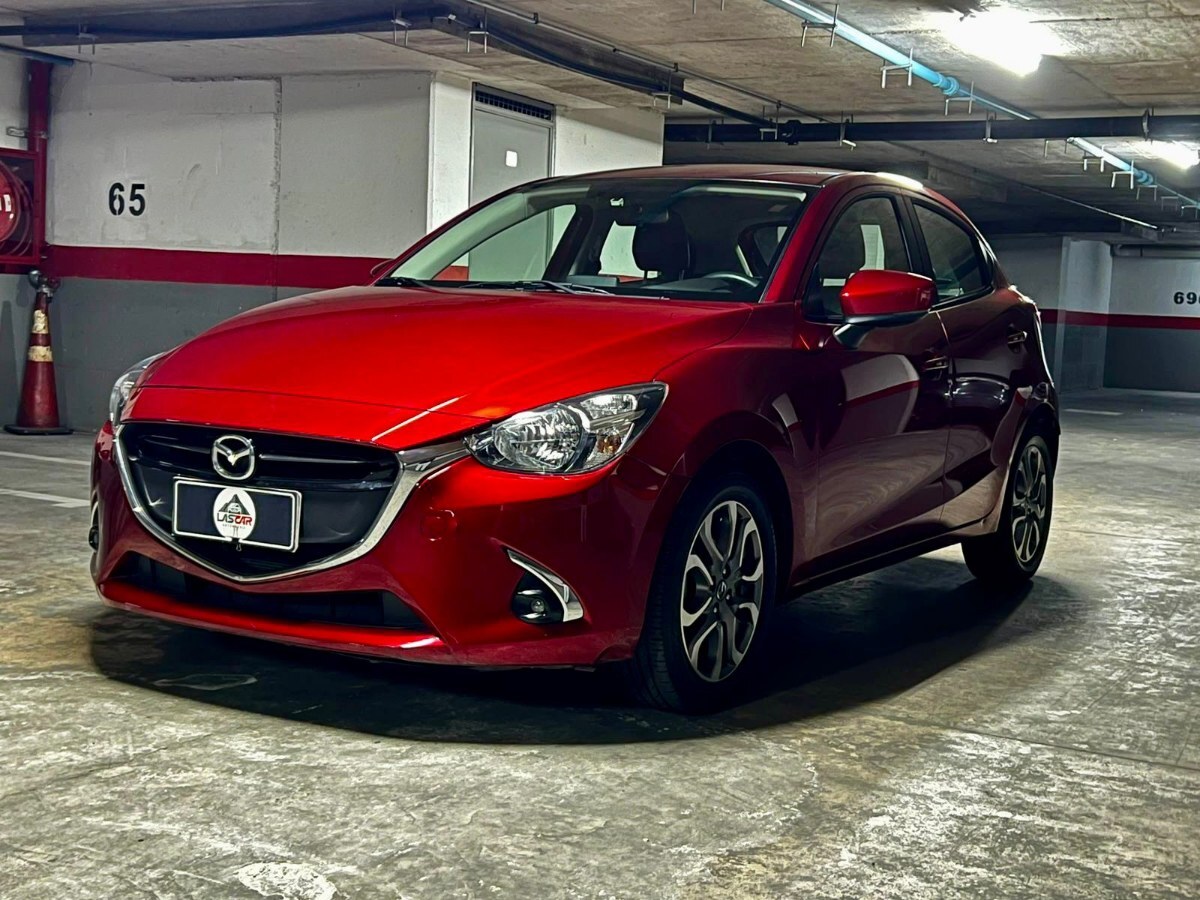 MAZDA 2 1.5 AT 2018 UN DUEÑO MANTENIMIENTO EN LA MARCA - FULL MOTOR