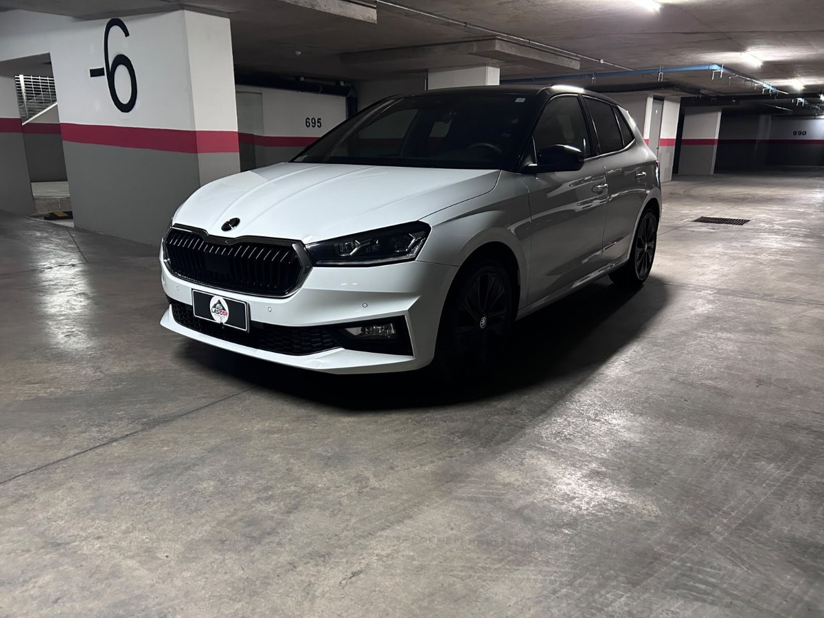 SKODA FABIA TSI 110HP 1.0 CC AUT 2024 ÚNICO DUEÑO - FULL MOTOR