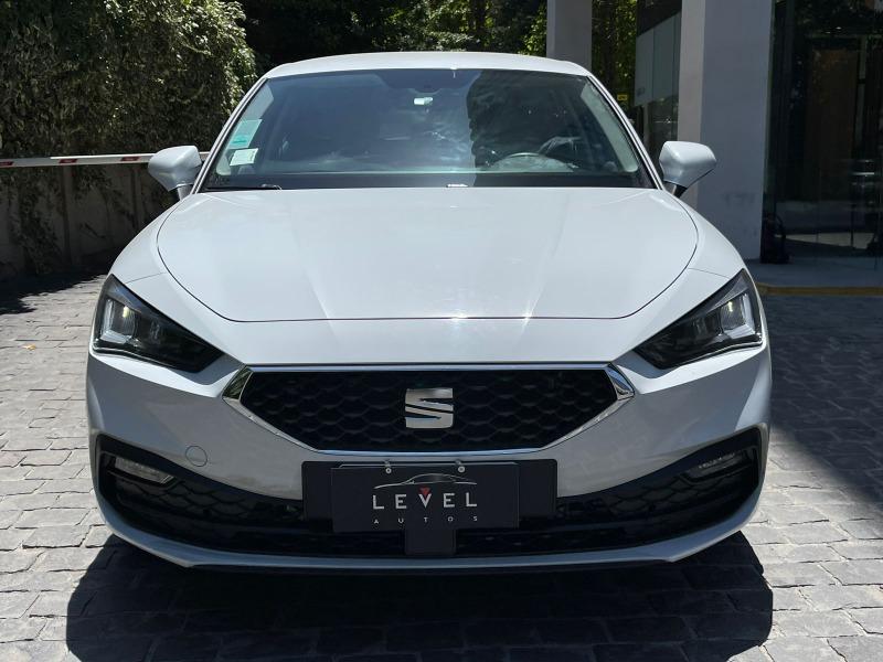 SEAT LEON STYLE UN DUEÑO 2022 MANTENIMIENTO EN LA MARCA - 