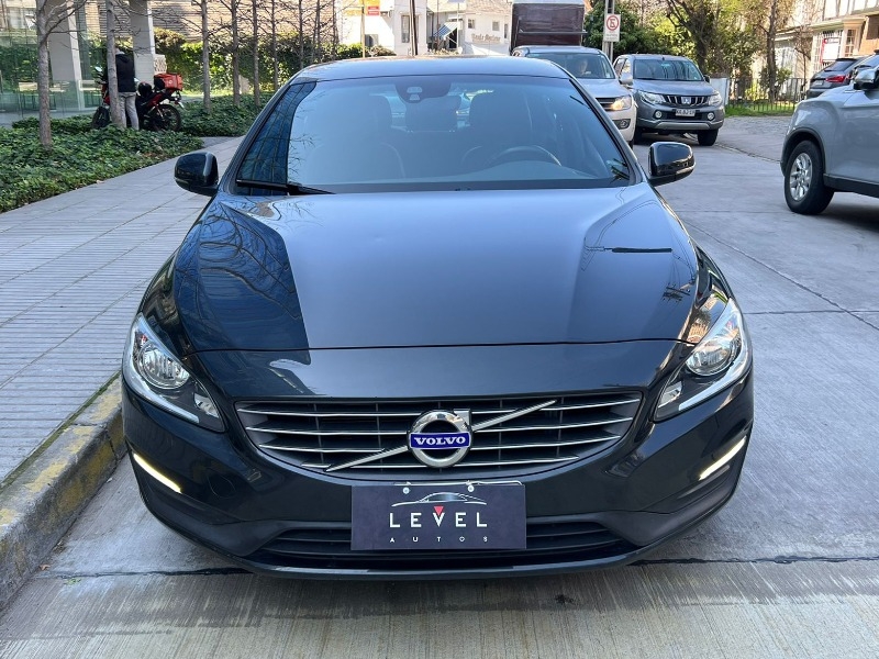 VOLVO S60 T3 2019 MANTENIMIENTO EN DITEC - 