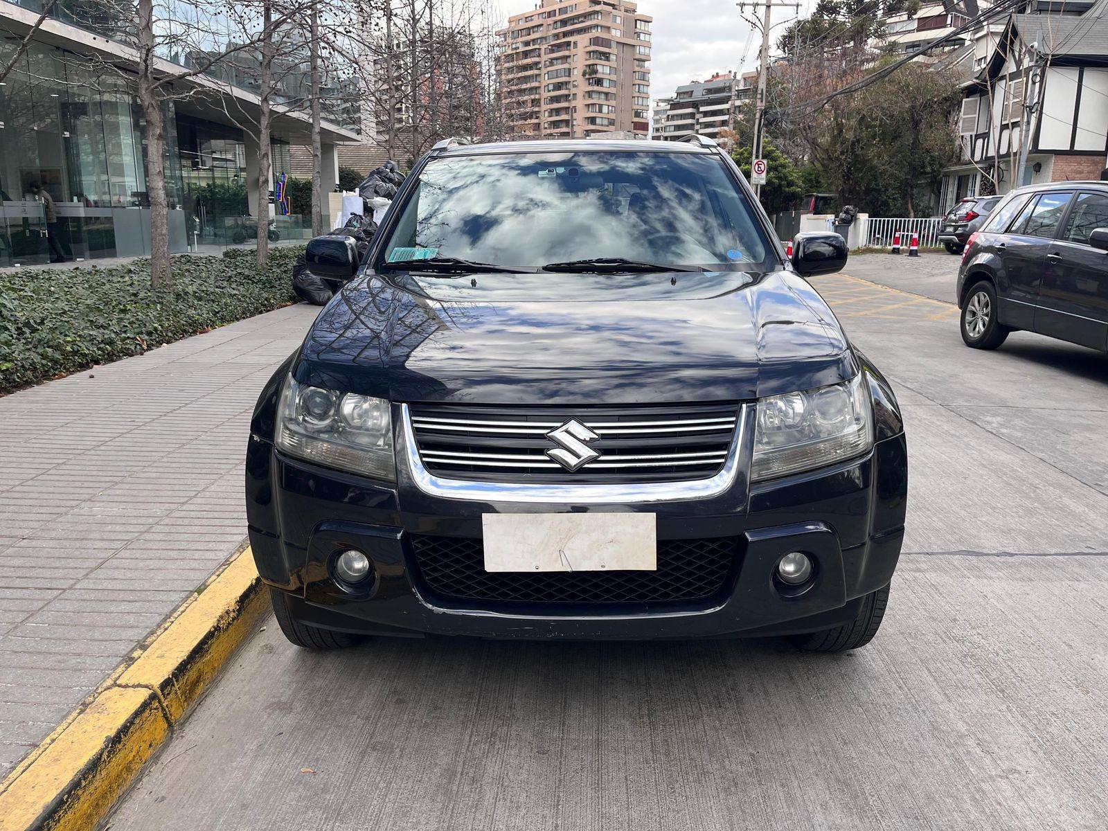 SUZUKI GRAND NOMADE GLX 4X4 2.4 2012 ÚNICO DUEÑO  - LEVEL AUTOS