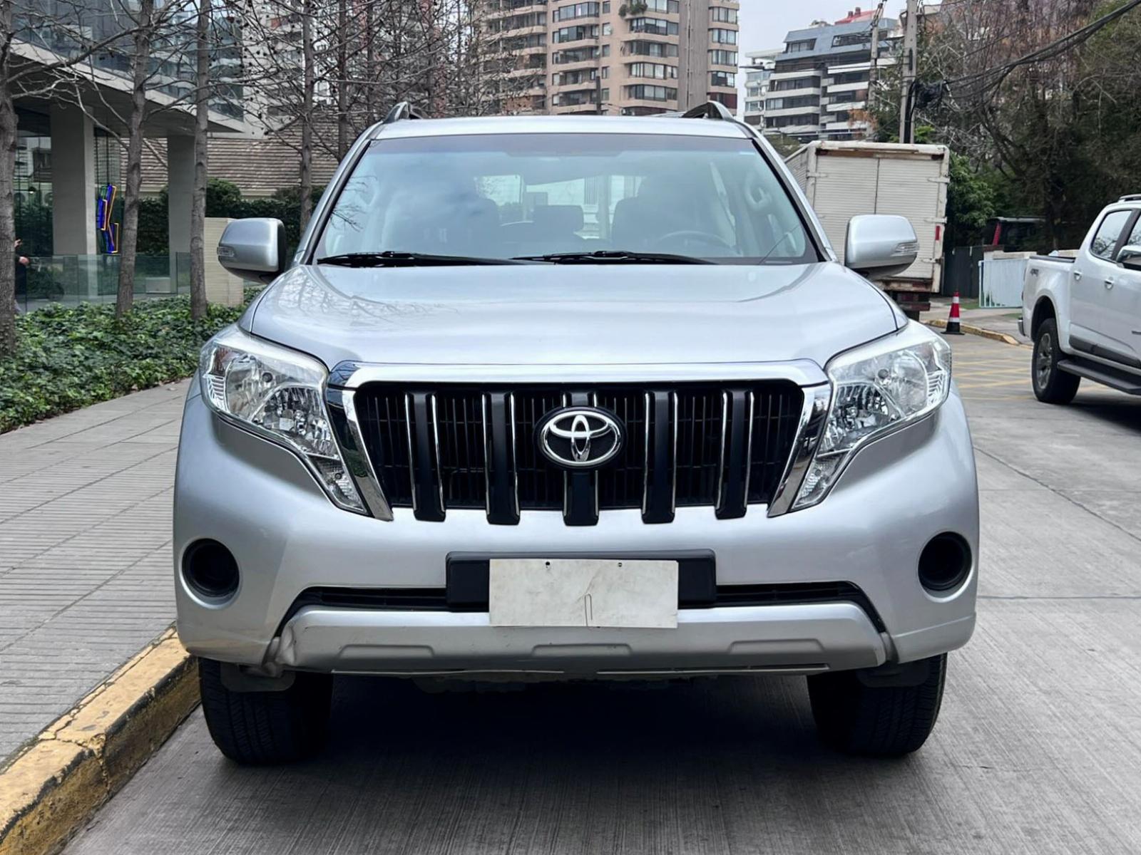 TOYOTA LAND CRUISER PRADO TXL 2.7 AT 2017  - 