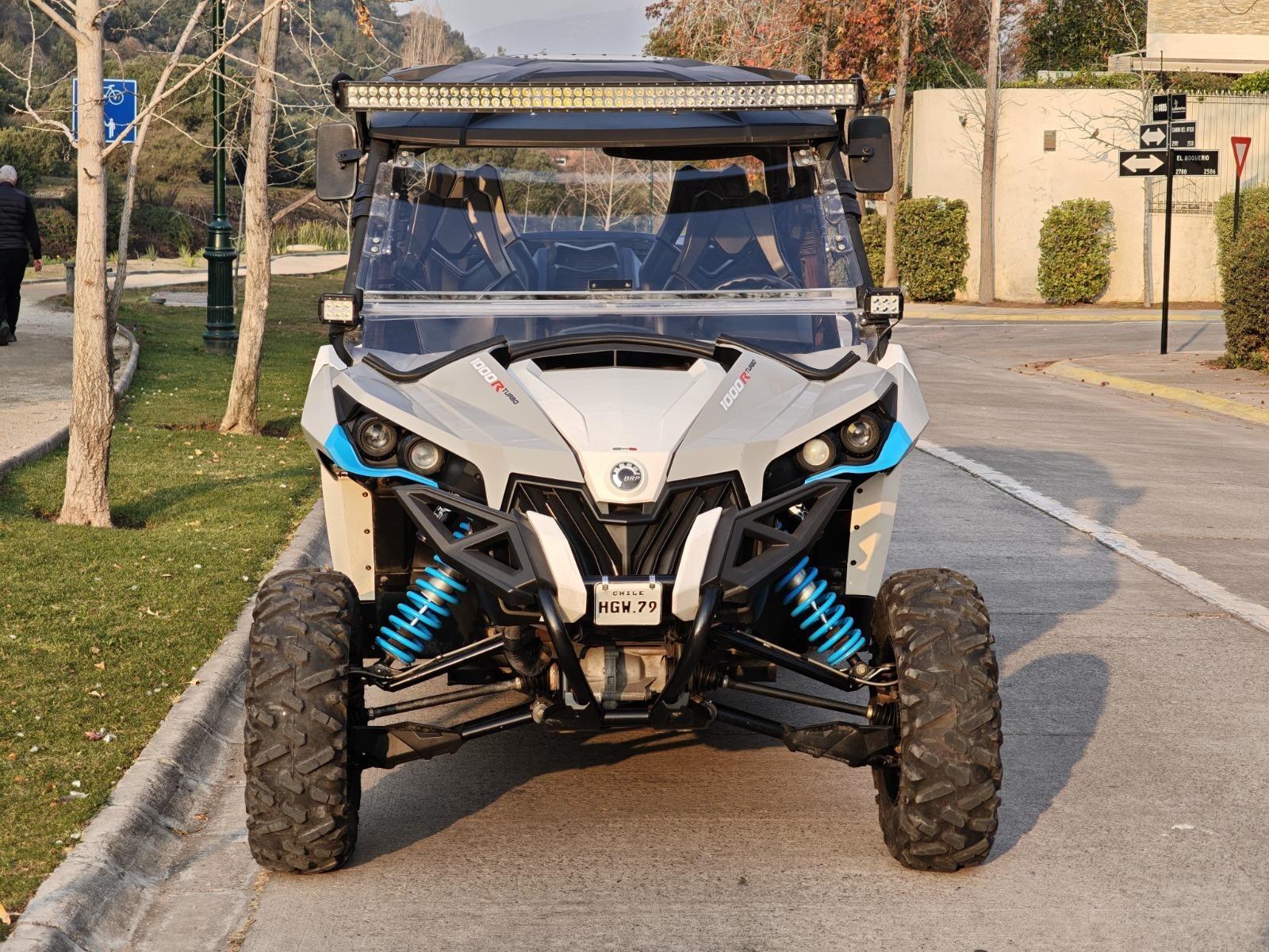 CAN-AM MAVERICK  1.000 CC TURBO 2017 UN DUEÑO EQUIPO EXTRA - 