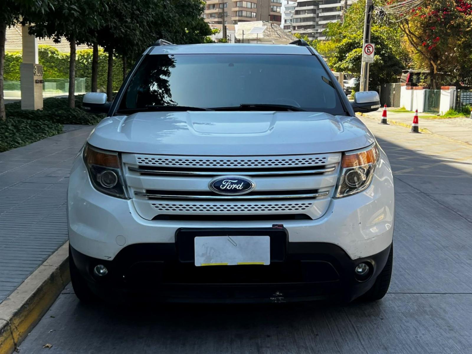 FORD EXPLORER LIMITED 4WD 3.5 2011 TRES CORRIDAS DE ASIENTOS - FULL MOTOR