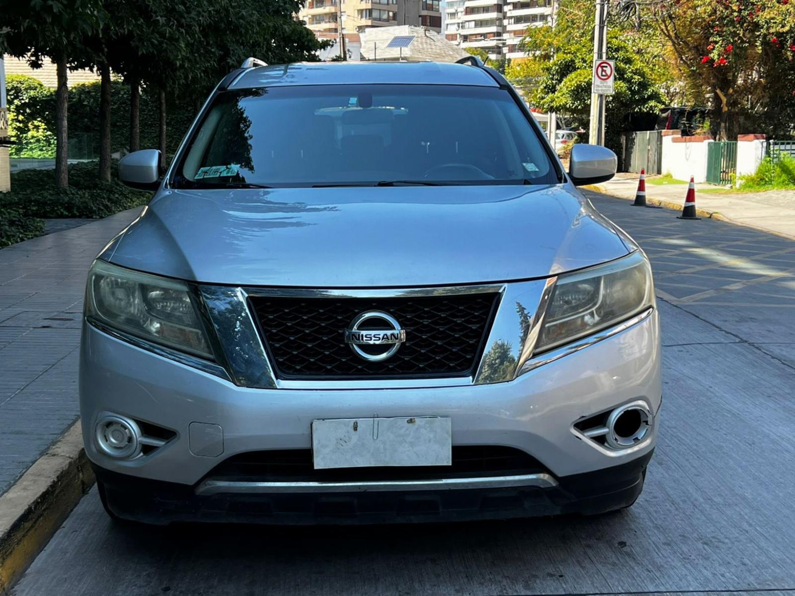 NISSAN PATHFINDER SENSE 3.5 2014 TRES CORRIDAS DE ASIENTOS - FULL MOTOR