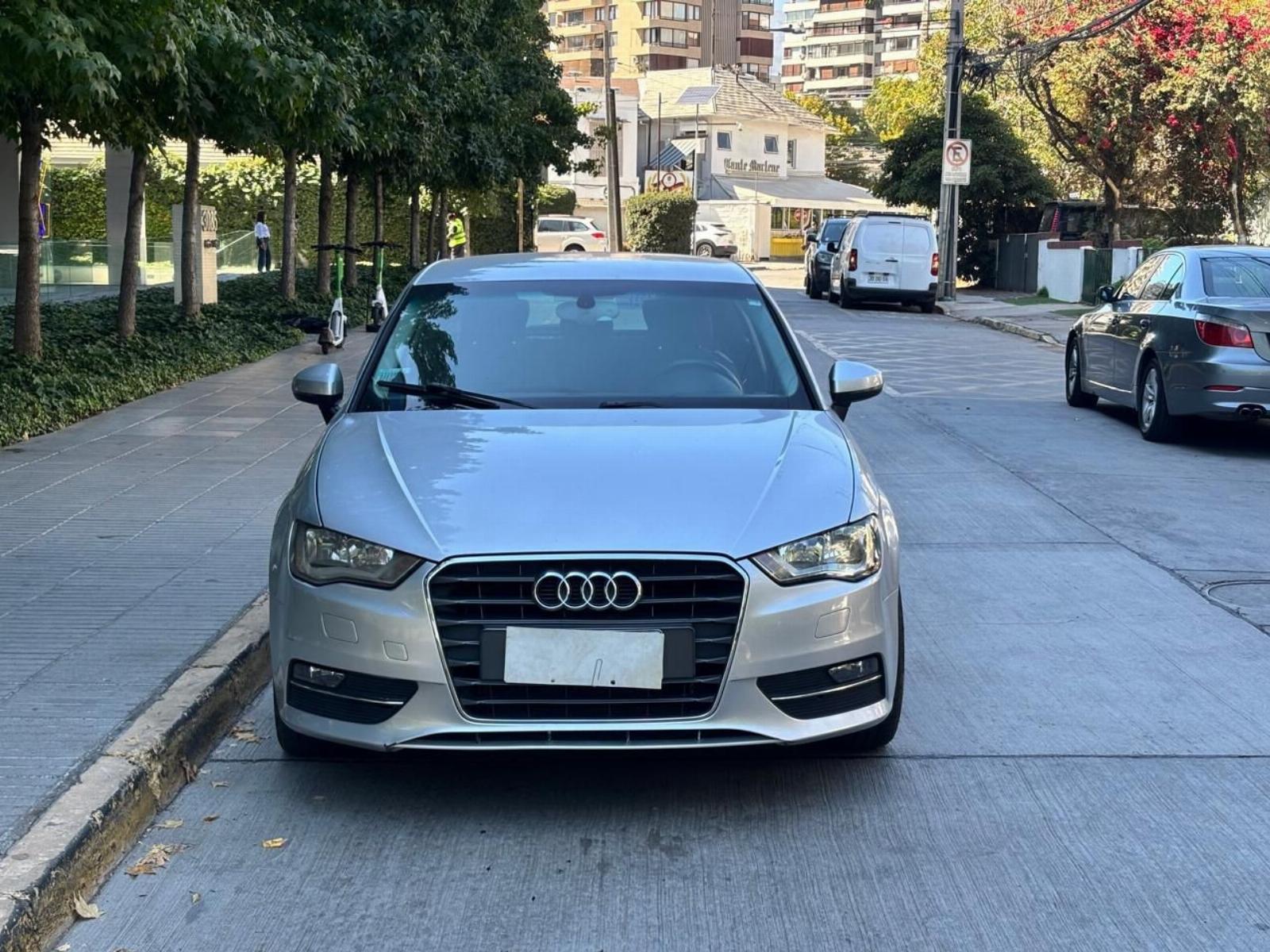 AUDI A3 ATTRACTION 1.4T MT 2013 - FULL MOTOR