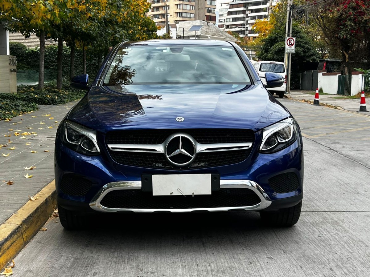 MERCEDES-BENZ GLC 250 D COUPE 4MATIC 2018 MANTENIMIENTO EN KAUFMANN - FULL MOTOR