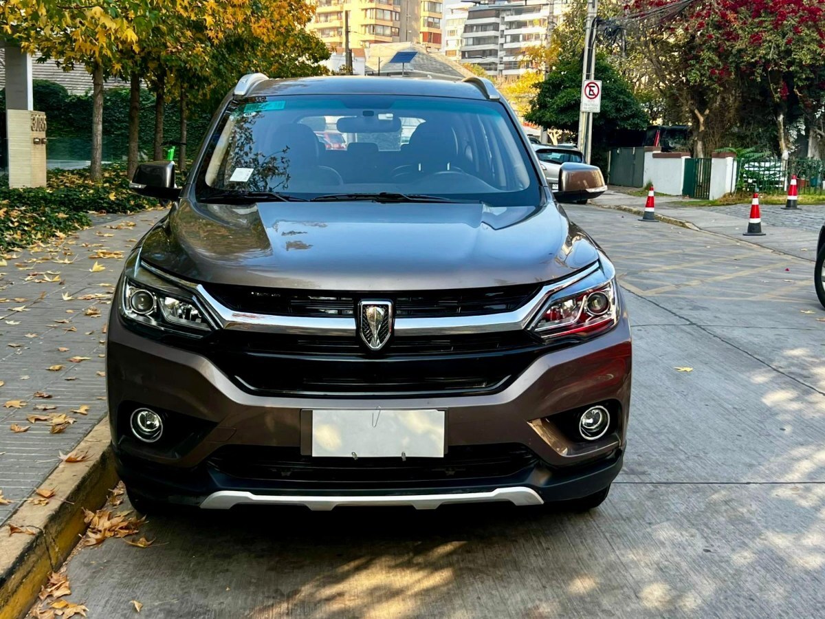 BRILLIANCE KONECT LUXURY MT 1.6 2020 TRES CORRIDAS DE ASIENTOS - FULL MOTOR
