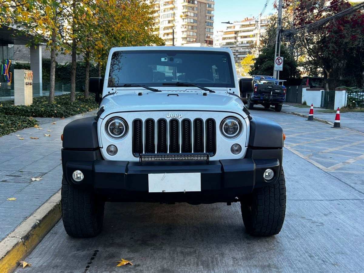 JEEP WRANGLER UNLIMITED SPORT 3.6 AT 2017 - FULL MOTOR