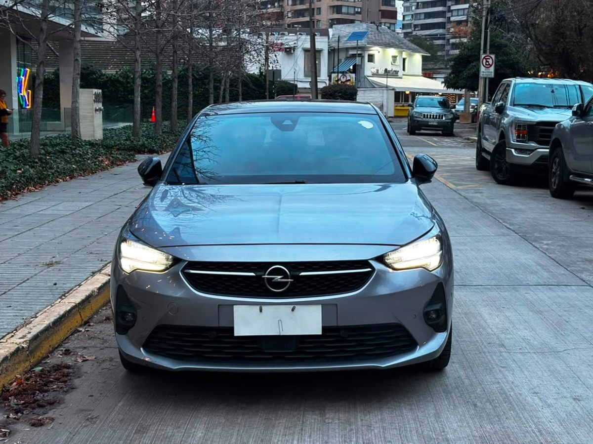 OPEL CORSA 1.2 AT 2022  ÚNICO DUEÑO  - FULL MOTOR
