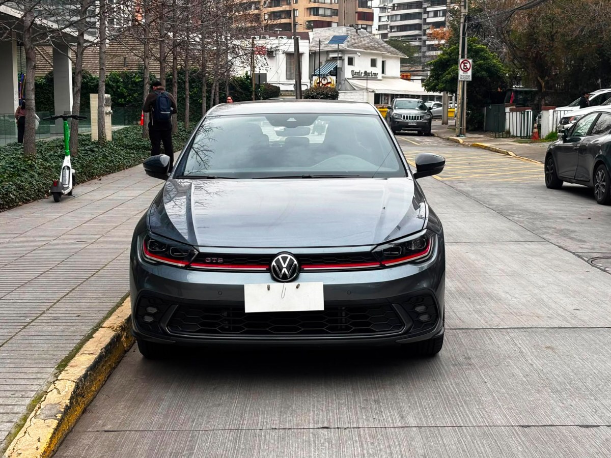 VOLKSWAGEN POLO GTS TSI 1.4 AT 2025 ÚNICO DUEÑO - FULL MOTOR