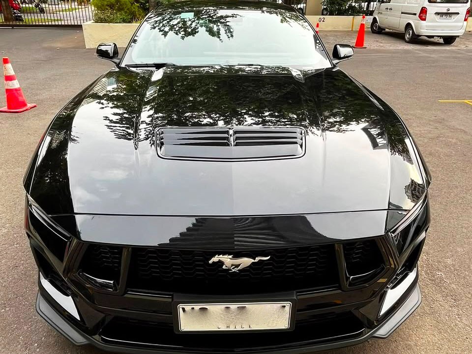 FORD MUSTANG COUPE GT PREMIUM 5.0 AT 2026 ÚNICO DUEÑO - FULL MOTOR