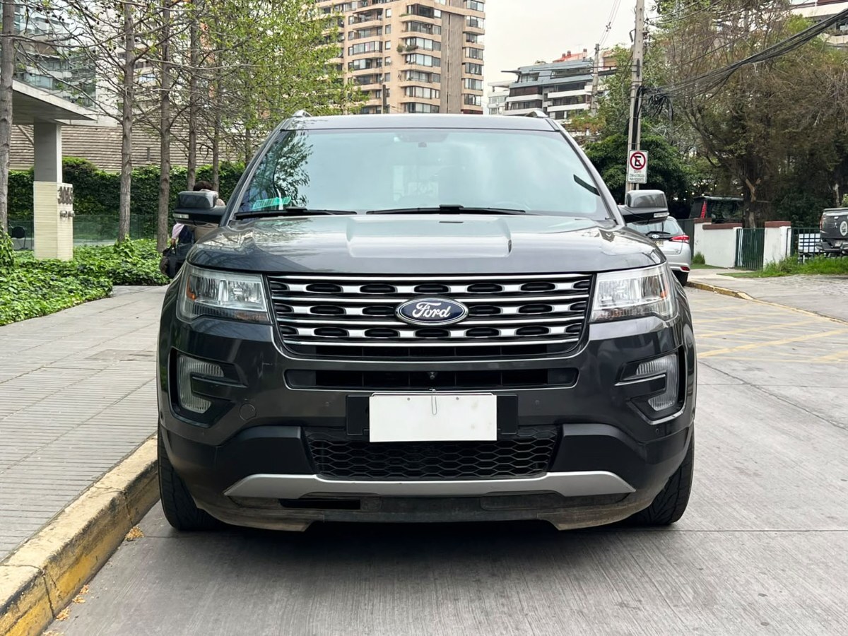 FORD EXPLORER LIMITED 4x4 2.3 2018 TRES CORRIDAS DE ASIENTOS  - FULL MOTOR