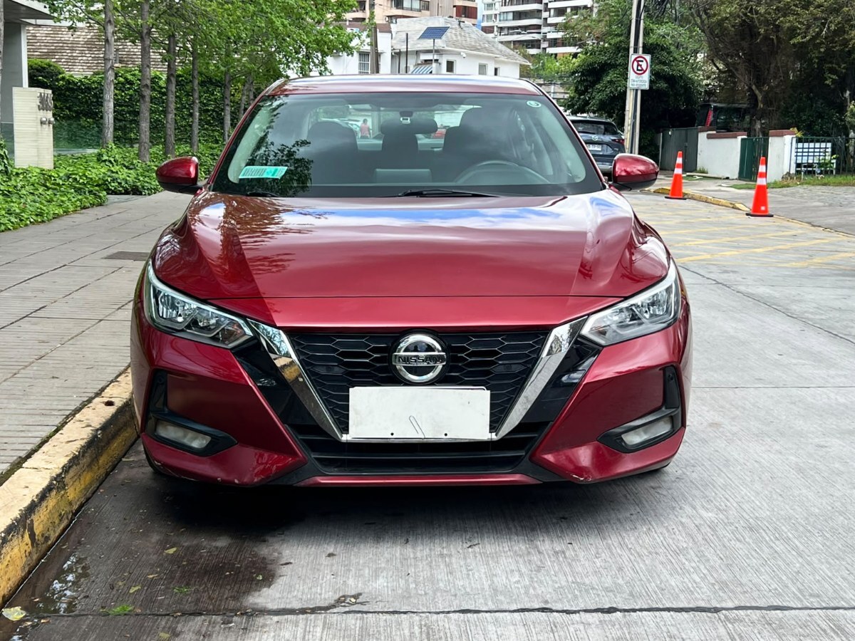NISSAN SENTRA SENSE 2.0 MT 2022 ÚNICO DUEÑO - LEVEL AUTOS