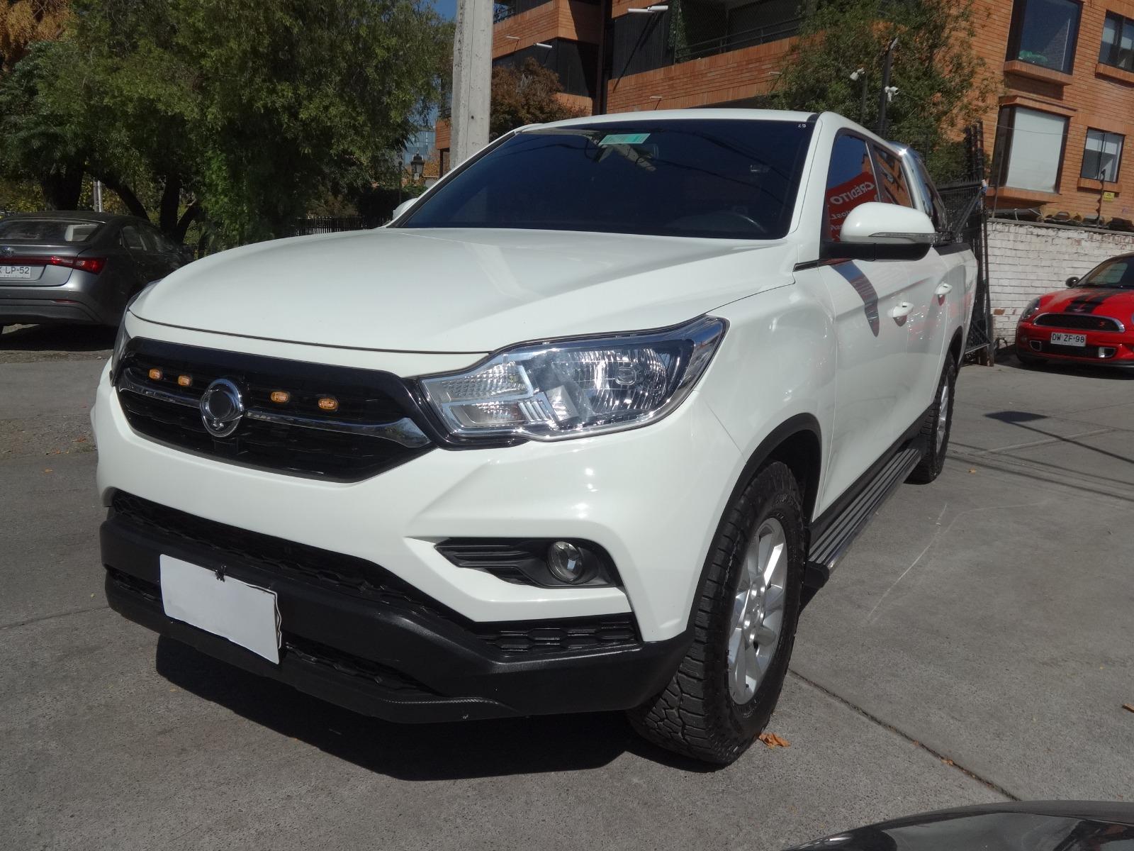 SSANGYONG MUSSO DIESEL 2.2 MEC 6 VEL SOLO 68.000 KM  2021 FULL CarPlay  AIRE AIRBAG ABS LLANTAS VER EN LAS C - 
