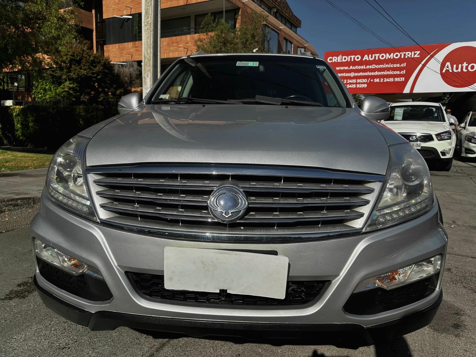 SSANGYONG REXTON  W 2.2 DIESEL SOLO 140.000 KM 2017 VER EN LAS CONDES ACEPTAMOS OFERTAS - AUTOS LOS DOMINICOS