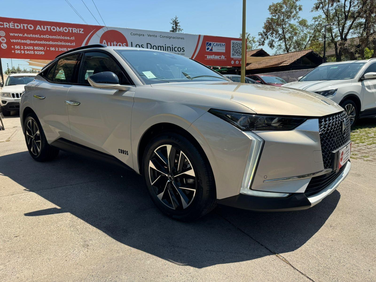 DS AUTOMOBILES DS 4 CROSS 1.6 STT EAT8 TRECADERO 2025 SOLO 7.400 KM FULL CUERO CAMARA CARPLAY - FULL MOTOR