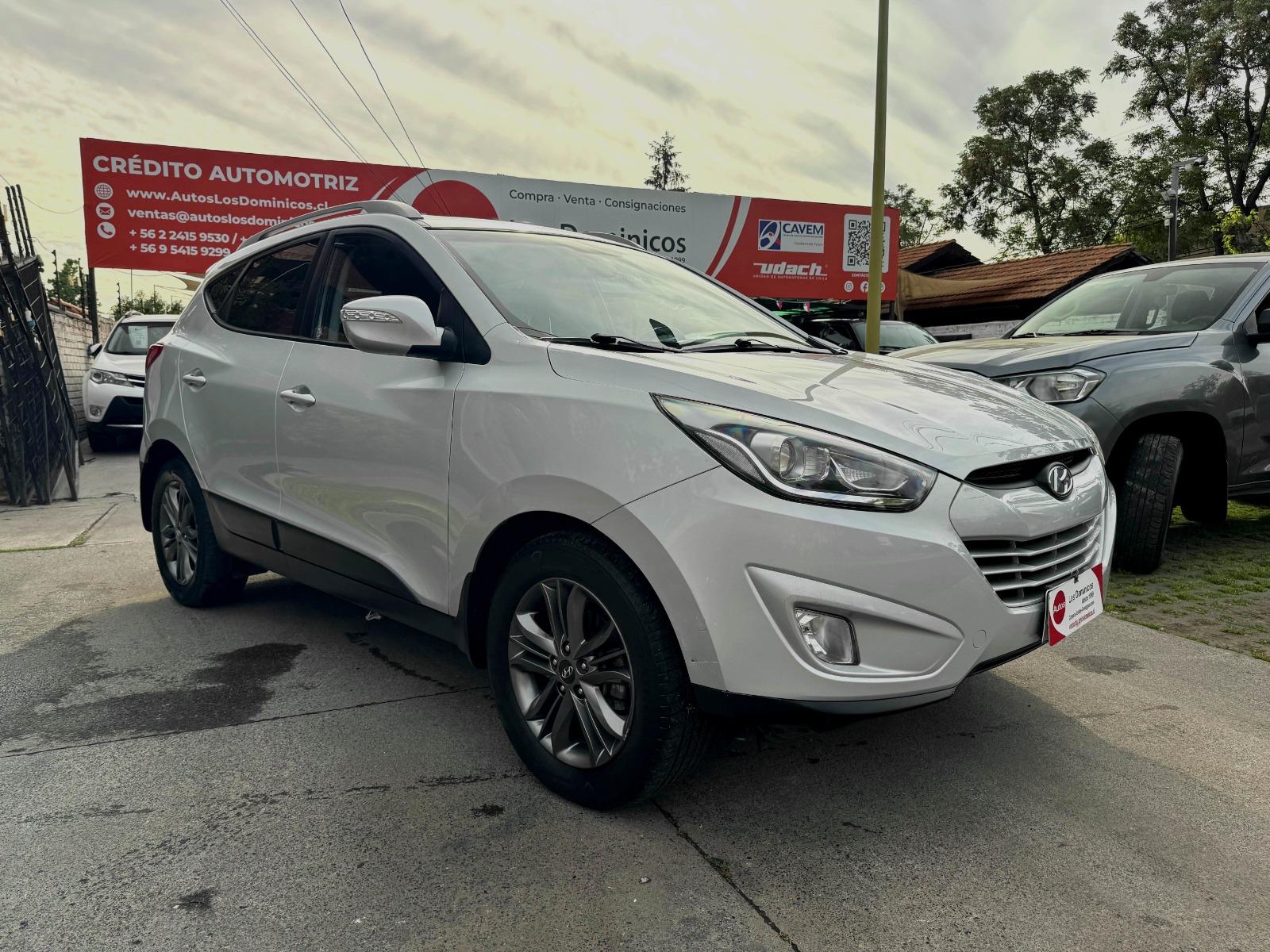 HYUNDAI TUCSON GL DIESEL 2.0 MEC 6 VEL 2015 FULL AIRE AIRBAG ABS VER EN LAS CONDES - FULL MOTOR